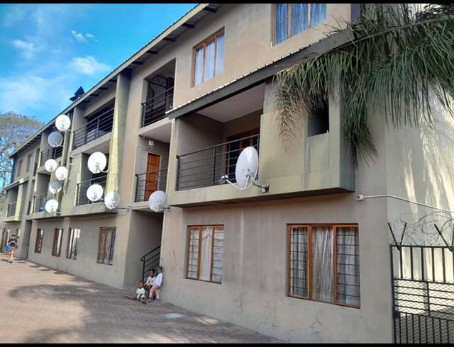 2 BEDROOM APARTMENT FOR SALE IN CAPRICORN